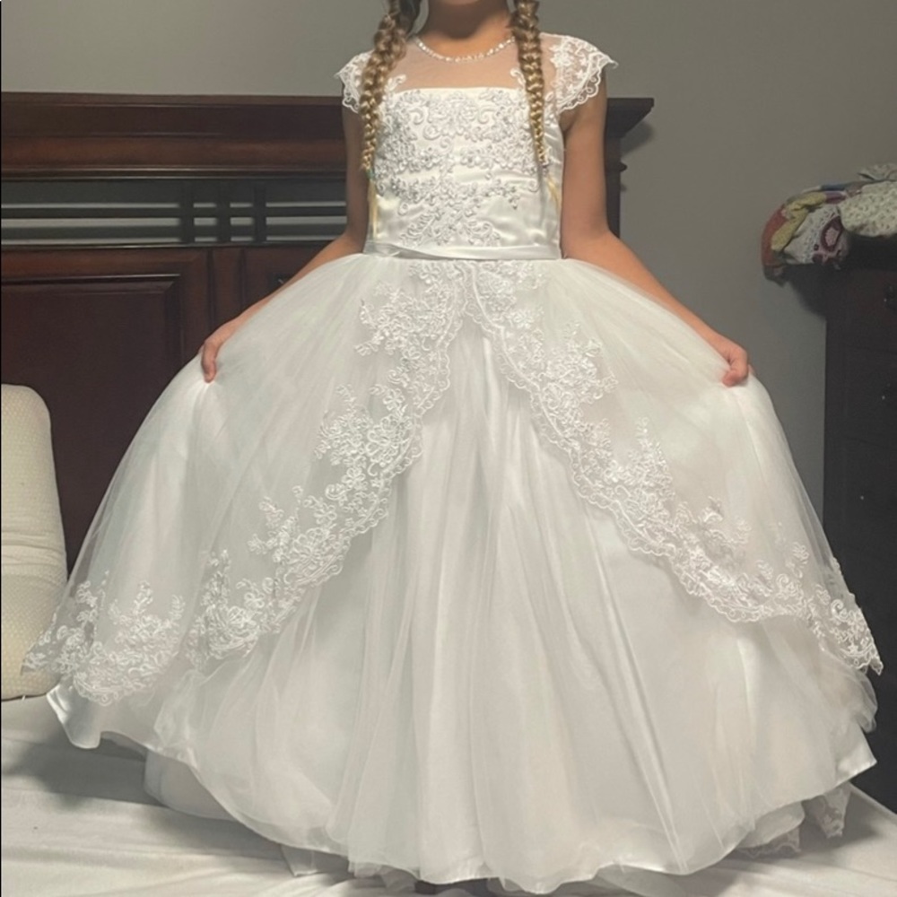 First Communion or Flower Girl dress size 7